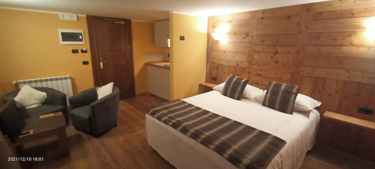 Chalet Alpina Hotel & Apartments La Thuile Luaran gambar