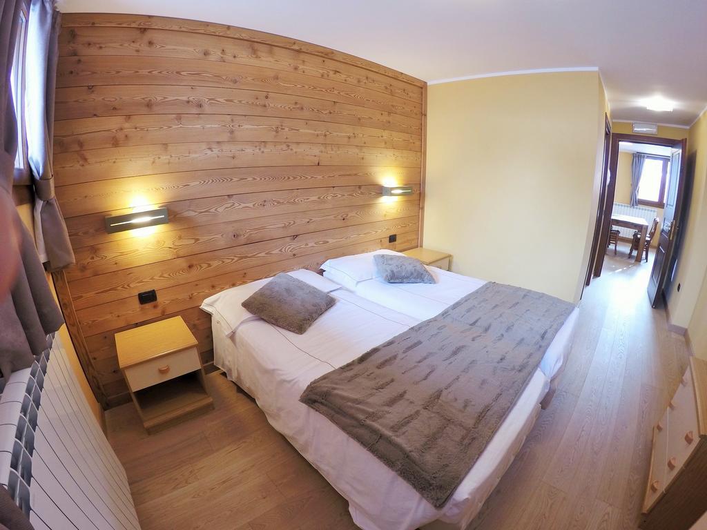 Chalet Alpina Hotel & Apartments La Thuile Luaran gambar